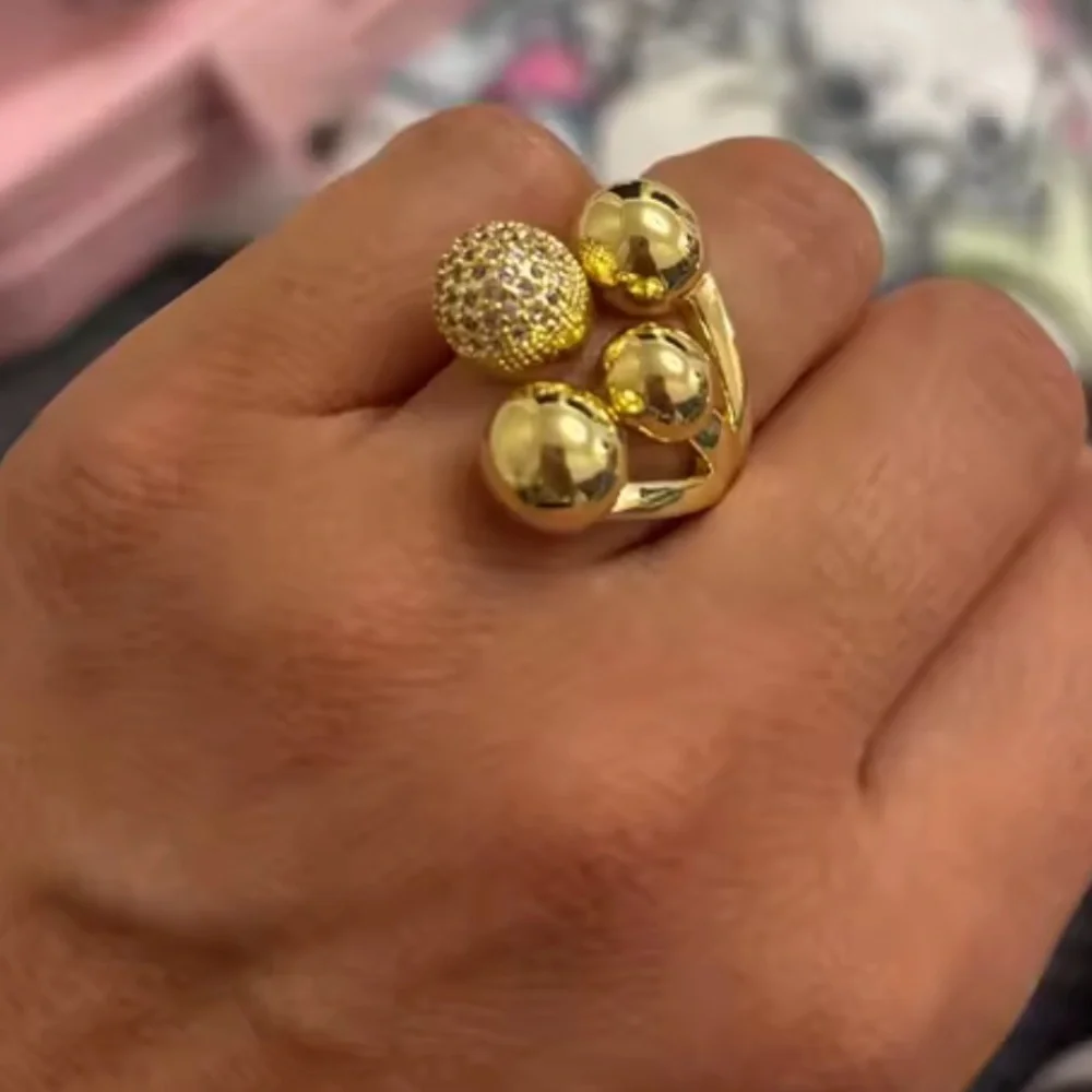 Ball Gold Multi-Sphere Pavé Ring